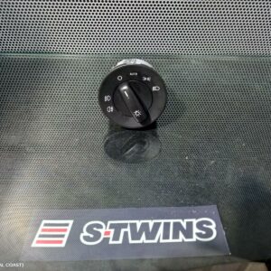 2010 Skoda Octavia Combination Switch Headlamp Switch 1Z W/ Auto Light Front & Rear Foglamp Type 03/09-10/13 152723