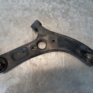 2014 Kia Cerato Right Front Lower Control Arm Yd Coupe/Koup 10/13-12/16 96376