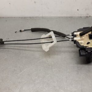 2005 Nissan Murano Door Boot Gate Lock Right Front Door Lock Z50 05/02-12/08 49982