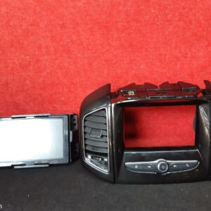 2017 Holden Captiva Radio Cd Dvd Sat Tv Display Unit Only Sat Nav Type Cg 10/15-12/17 80218