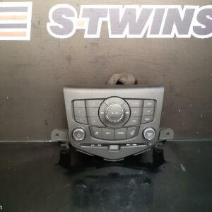 2013 Holden Cruze Radio Cd Dvd Sat Tv Dash Radio Control Panel/Control Unit Sat Nav Type Jh 03/11-01/17 112187