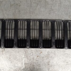 2010 Jeep Patriot Grille Radiator Grille Mould Mk 08/07-03/11 81618