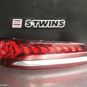 2021 Audi Q7 Left Taillight 4M In Tailgate Led Type Silver Moulding 04/20- 262758