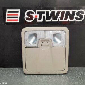 2018 Isuzu Dmax Courtesy Light Front W/ Sunglass Holder Type Rc 07/12- 355915