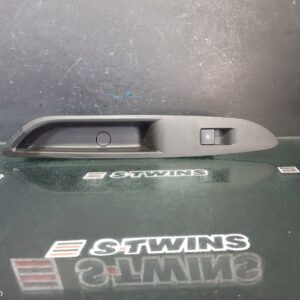 2017 Holden Trax Pwr Dr Wind Switch Rh Rear Tj Series 08/13-12/20 354375