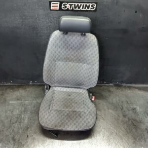 2001 Toyota Hiace Front Seat Lh/Rzh10# Drivers Seat 11/89- 12/04 355715